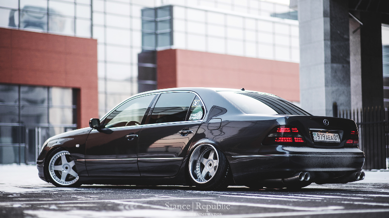 Lexus LS