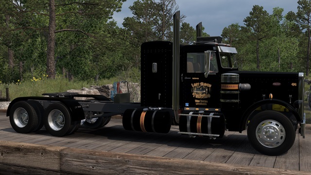 Lost Bayou Trucking Skin for the MTG Peterbilt 351. All Cabs