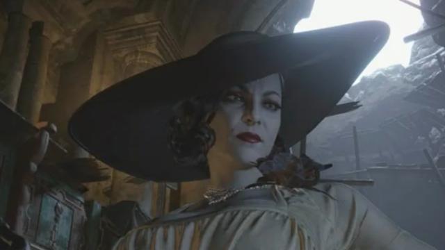 R-18 Alcina Dimitrescu (Resident Evil)  Loading screen