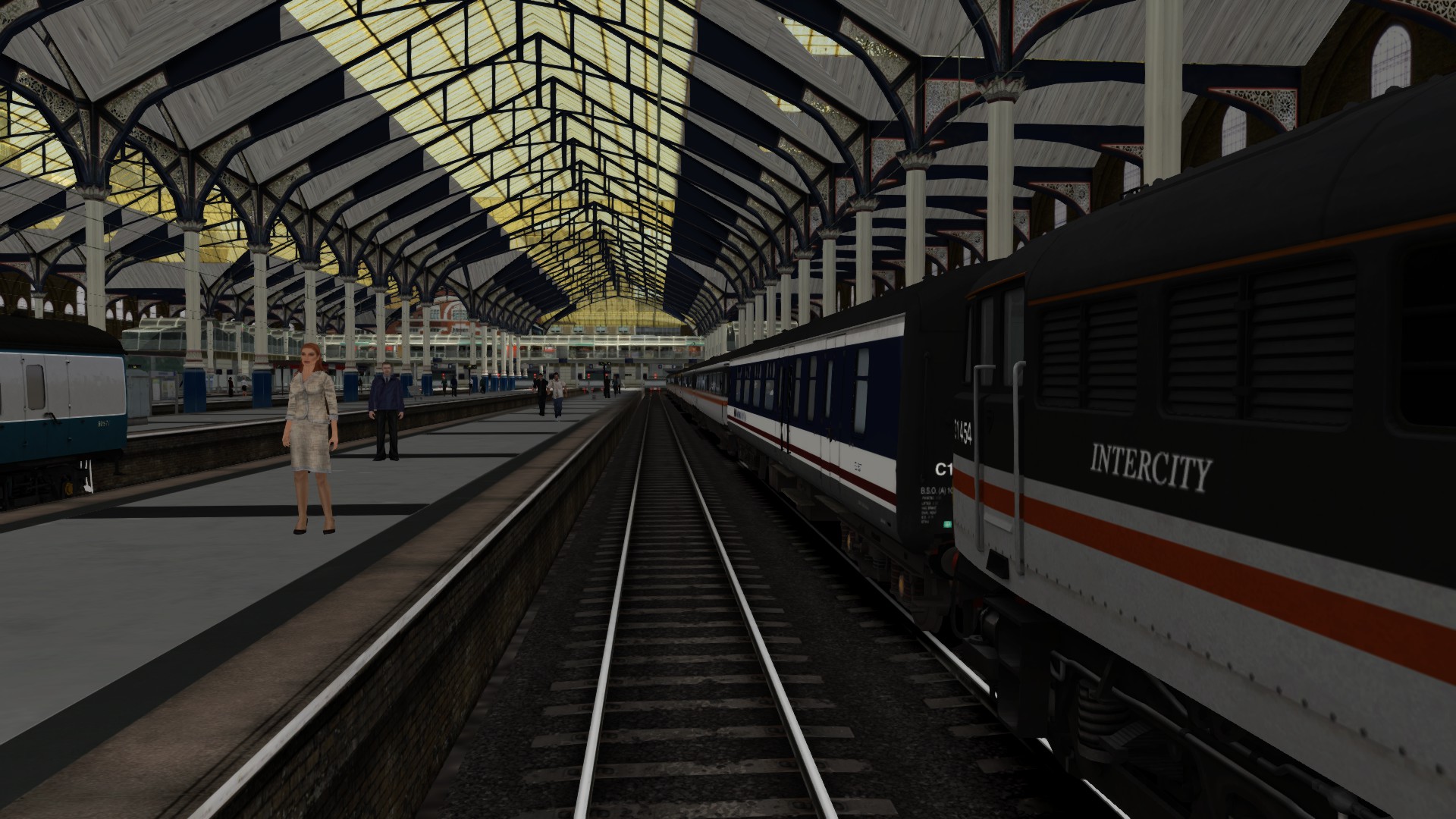 Class 31454 Passenger 7 car Intercity Liverpool Street to Harwich