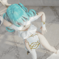 终极幻想生物 330.Golden - Miku preview