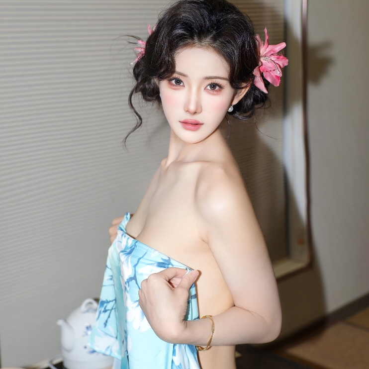 「Pic」梨霜儿-性感旗袍 118p