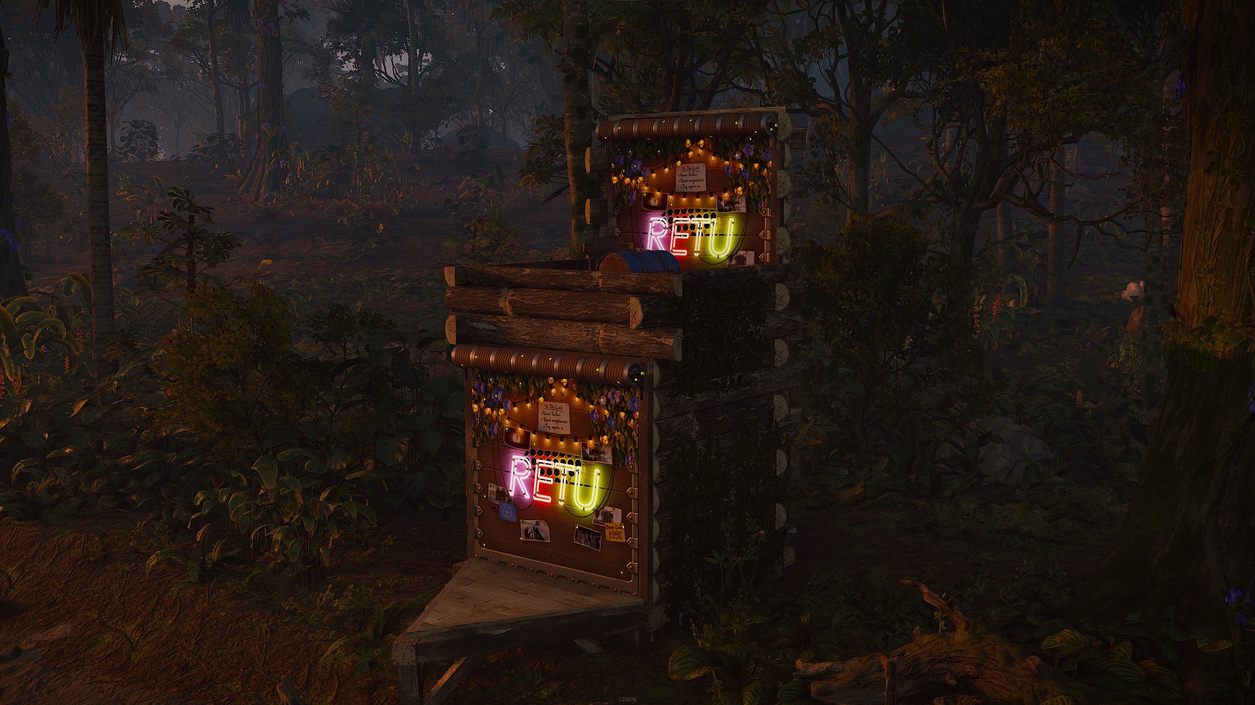 Retuu Door