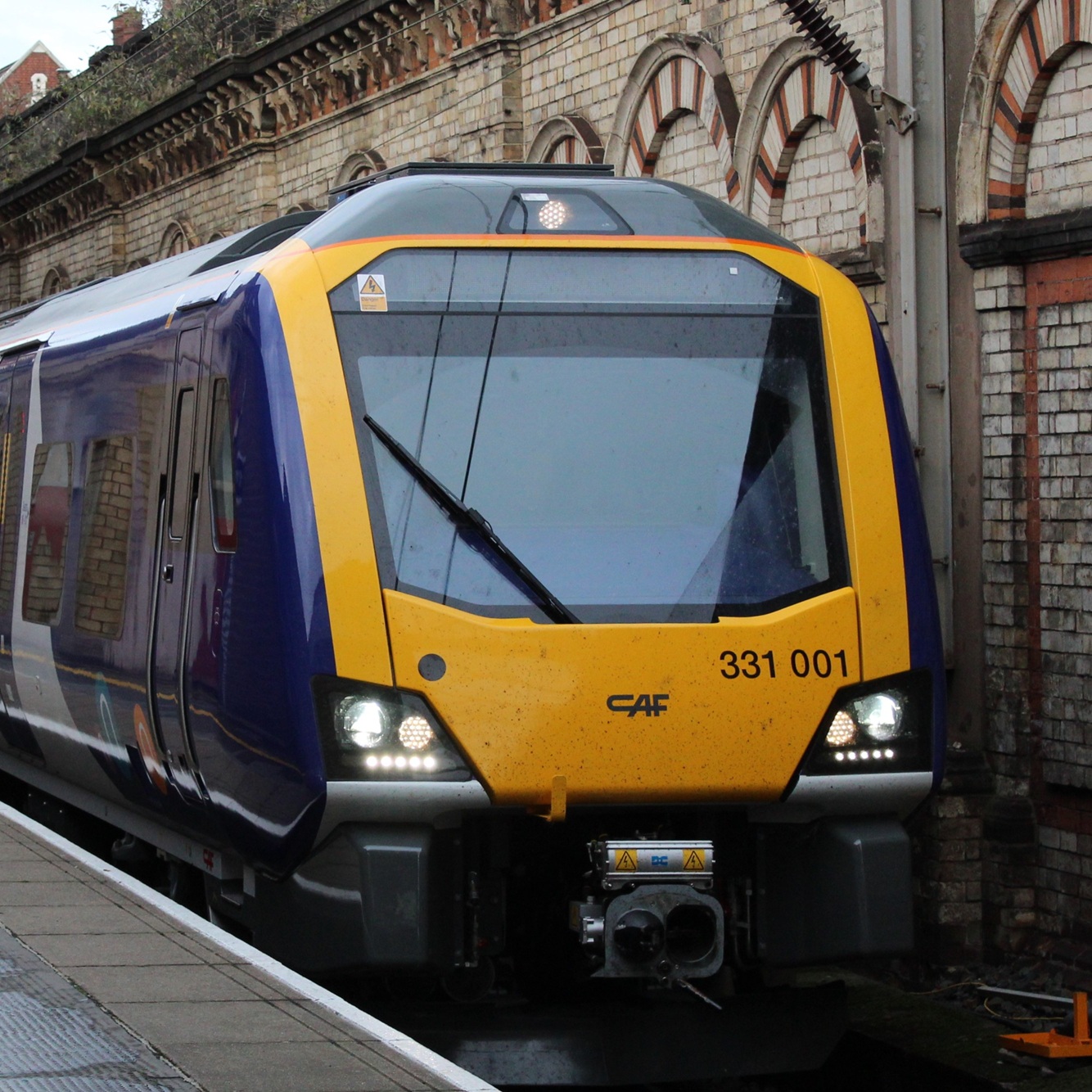 BR Class 195/331 Civity