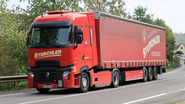 Transports Sturchler - Renault T High Sleeper preview
