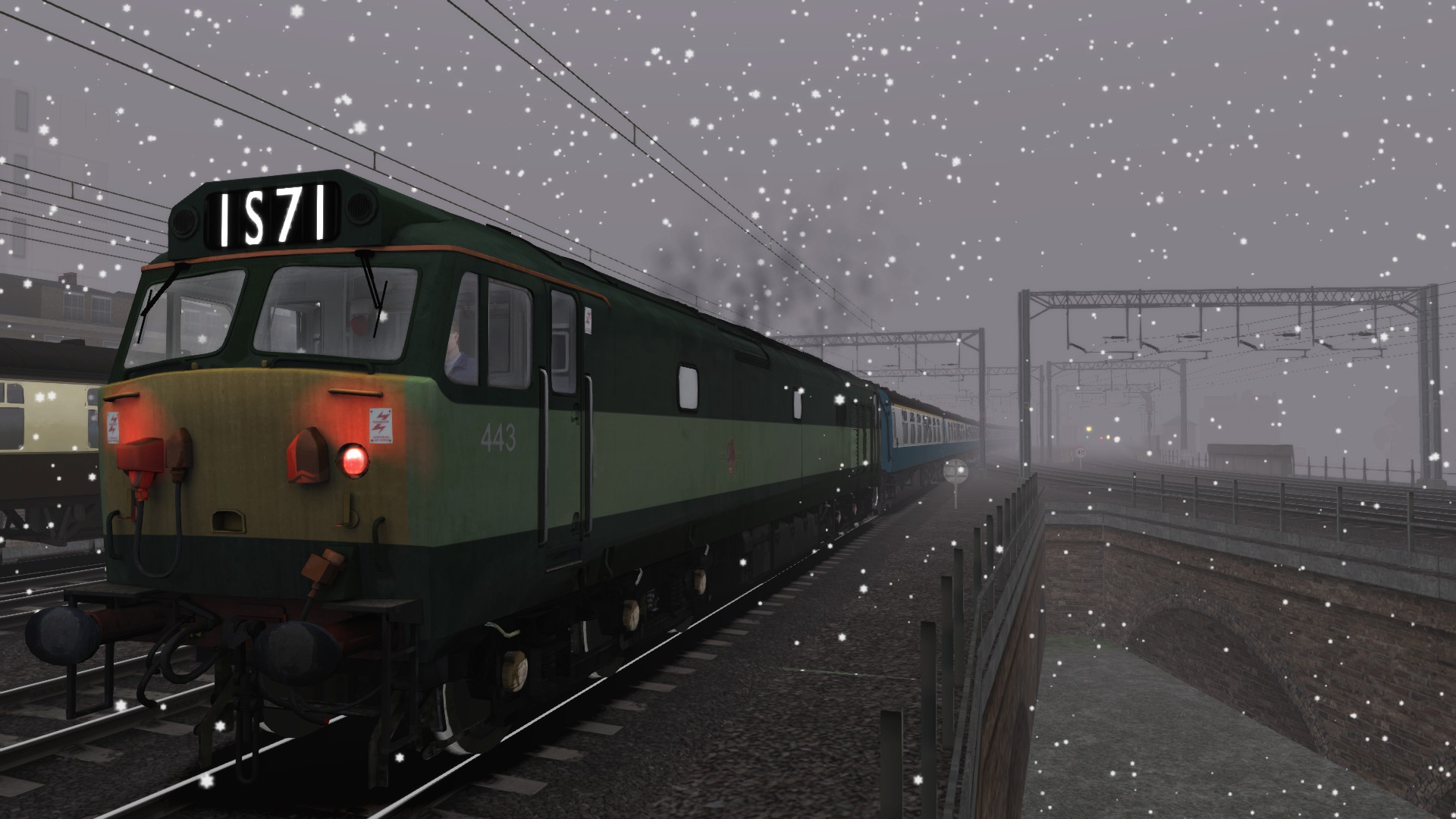 IS71 Class 50 Two Tone 443 Express 8 Mark 1 Coaches Passenger Liverpool Street to Ipswich