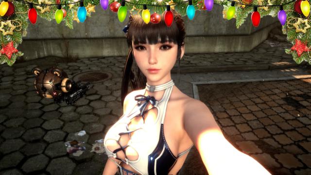 R-18 Eve - (Stellar Blade) animated Glow Tablet Medkit 5