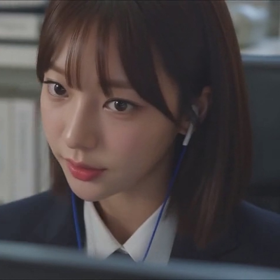 AI韩风女警