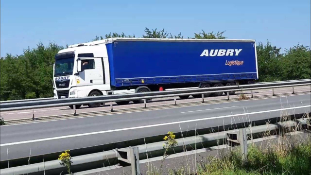 Aubry Logistique - Krone Profiliner