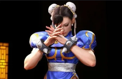 R-18 Chun-Li (Street Fighter) Loading screen 7
