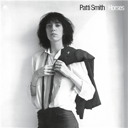 True MooZic: Patti Smith - Horses (B42)