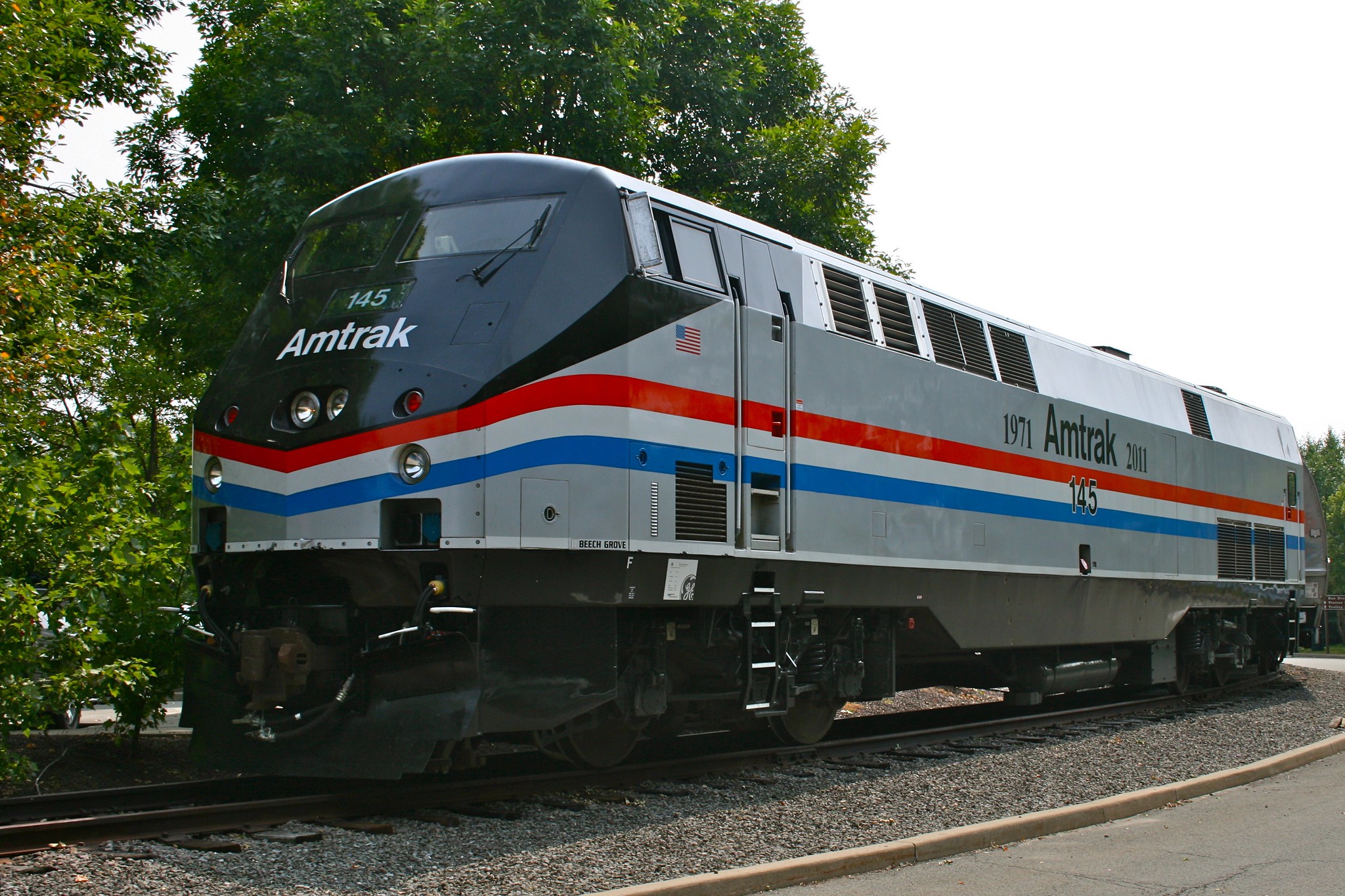 Steam Workshop::Amtrak Genesis - Phase 3 Heritage Units (145 and 822)