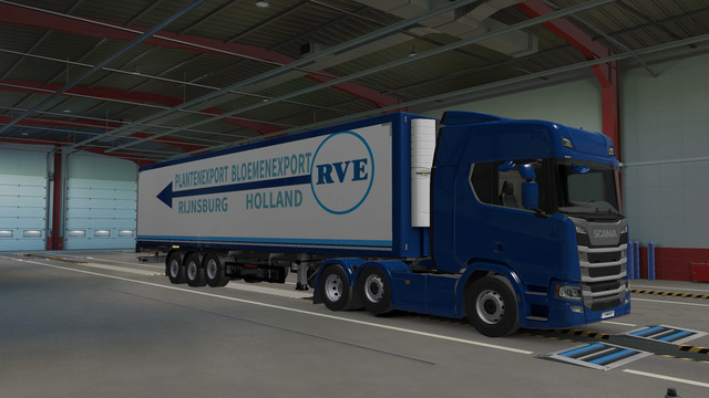 Plantenexport Scania truck and trailer package