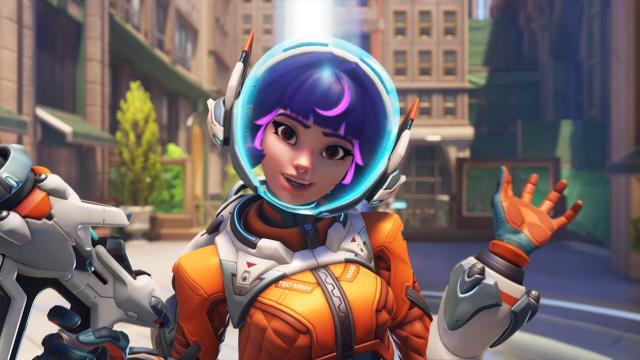 R-18 Juno (Overwatch) TV