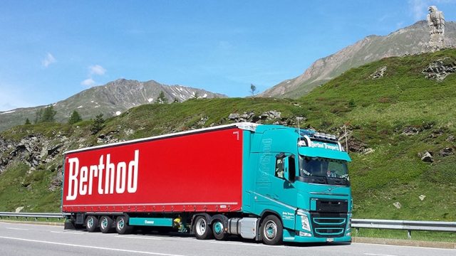 Berthod Transports - Krone Profiliner