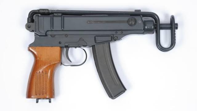 Vz.61 Skorpion Script (MAC-10)