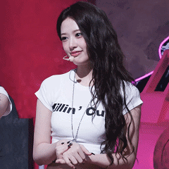 Steam Workshop::[4K] IVE YUJIN 'XOXZ' 舞台直拍(20250829)