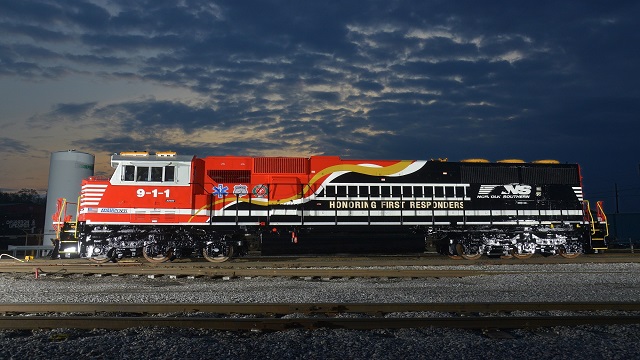 SCS Van Trailer Norfolk Southern 911
