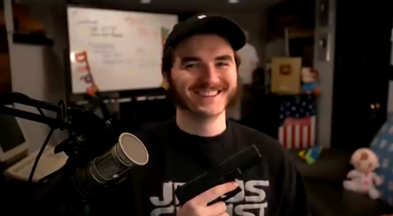 schlatt with his gun