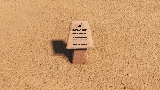 Informative stone sign / Cartel informativo de piedra