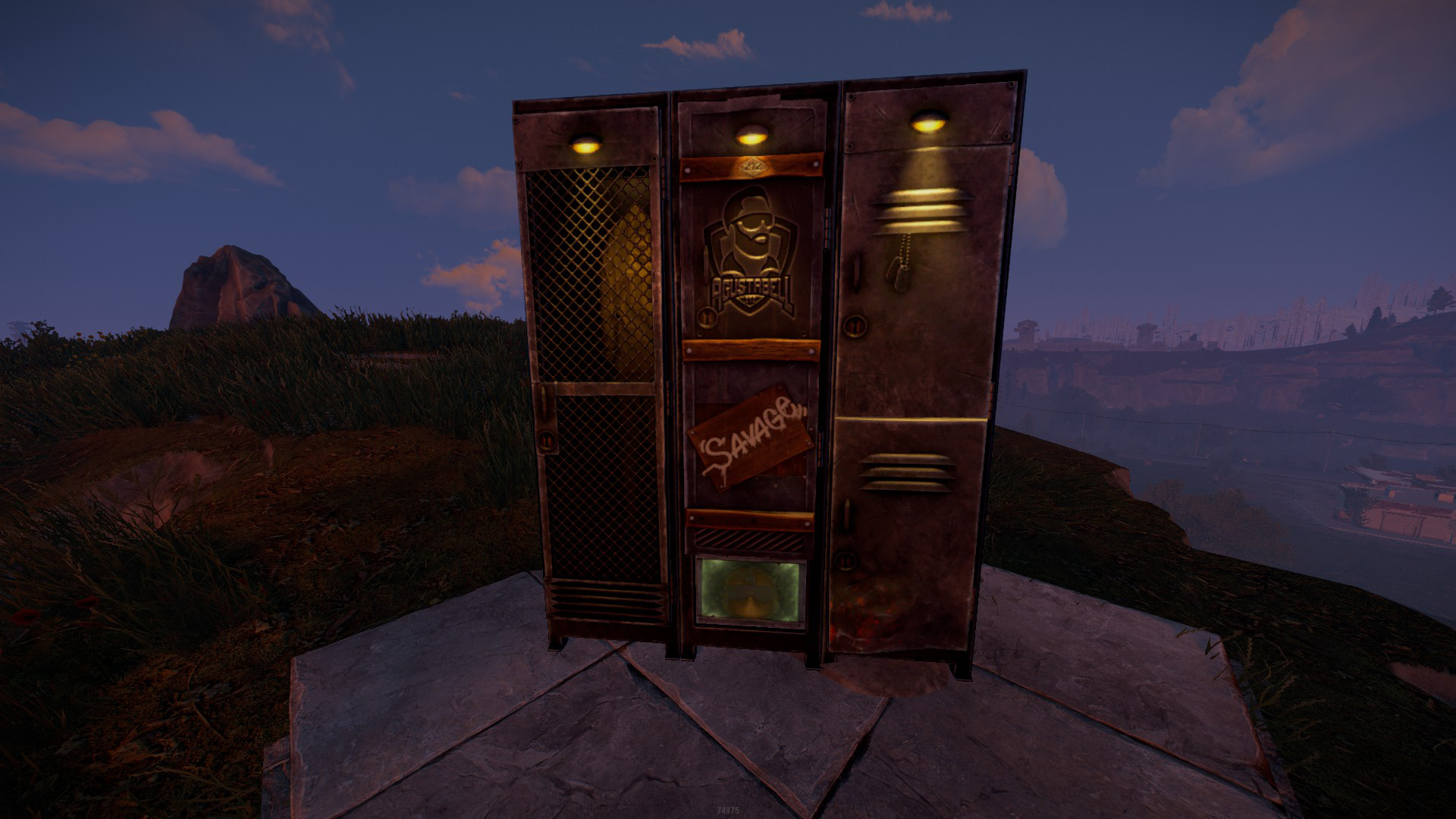 Agustabell212 Locker