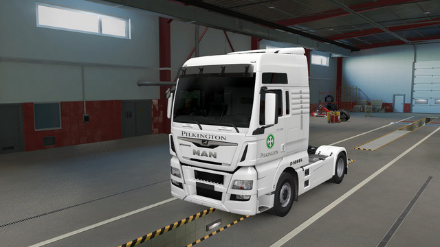Pilkington/Büssing  MAN Euro 6 XXL von SCS