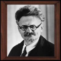 Trotsky potrait