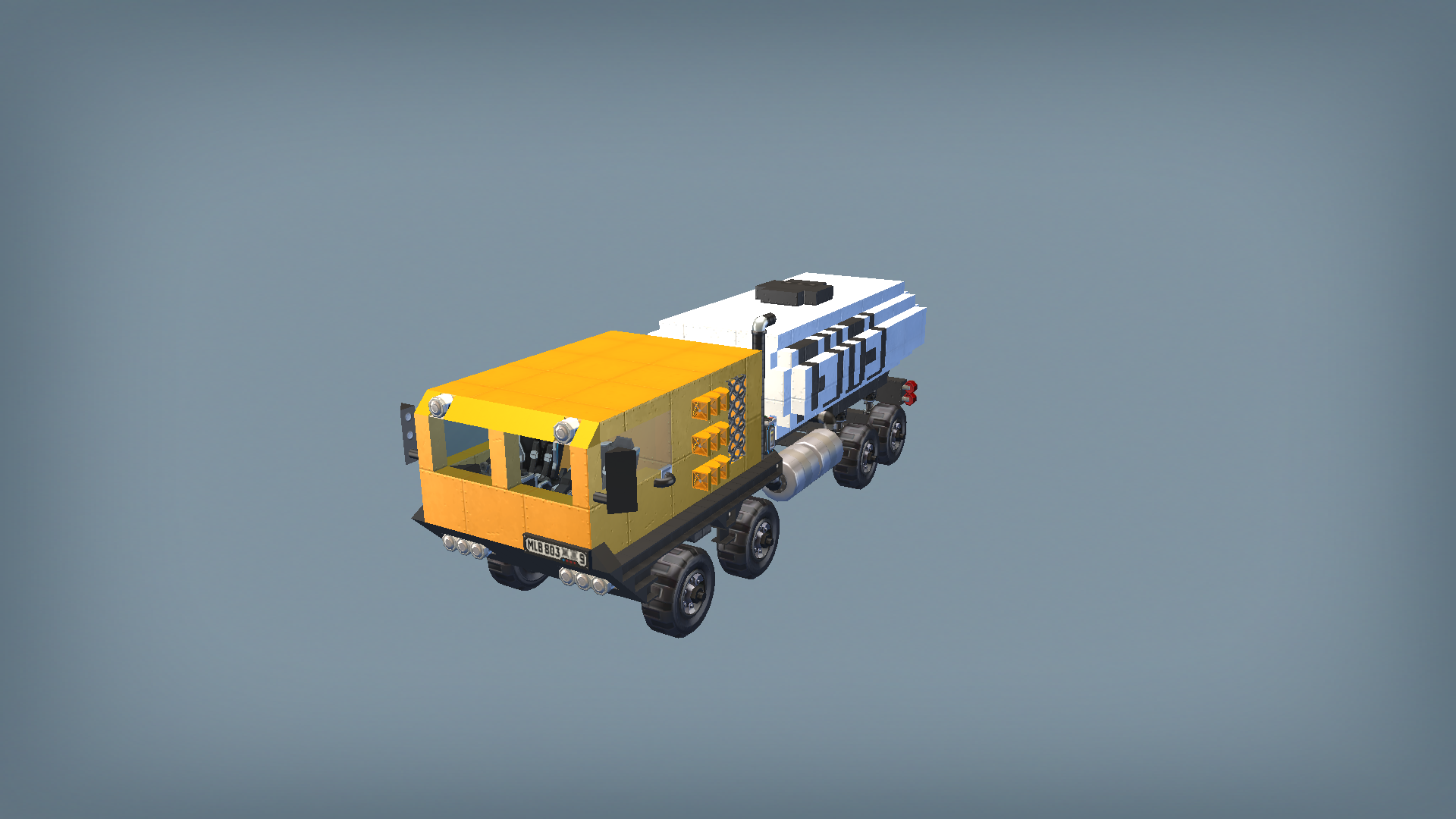 Offroad truck 02 fuel-cistern version (8x8)