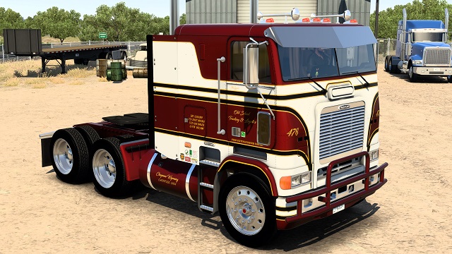 Updated Old School Skin for Harven's Freightliner FLB