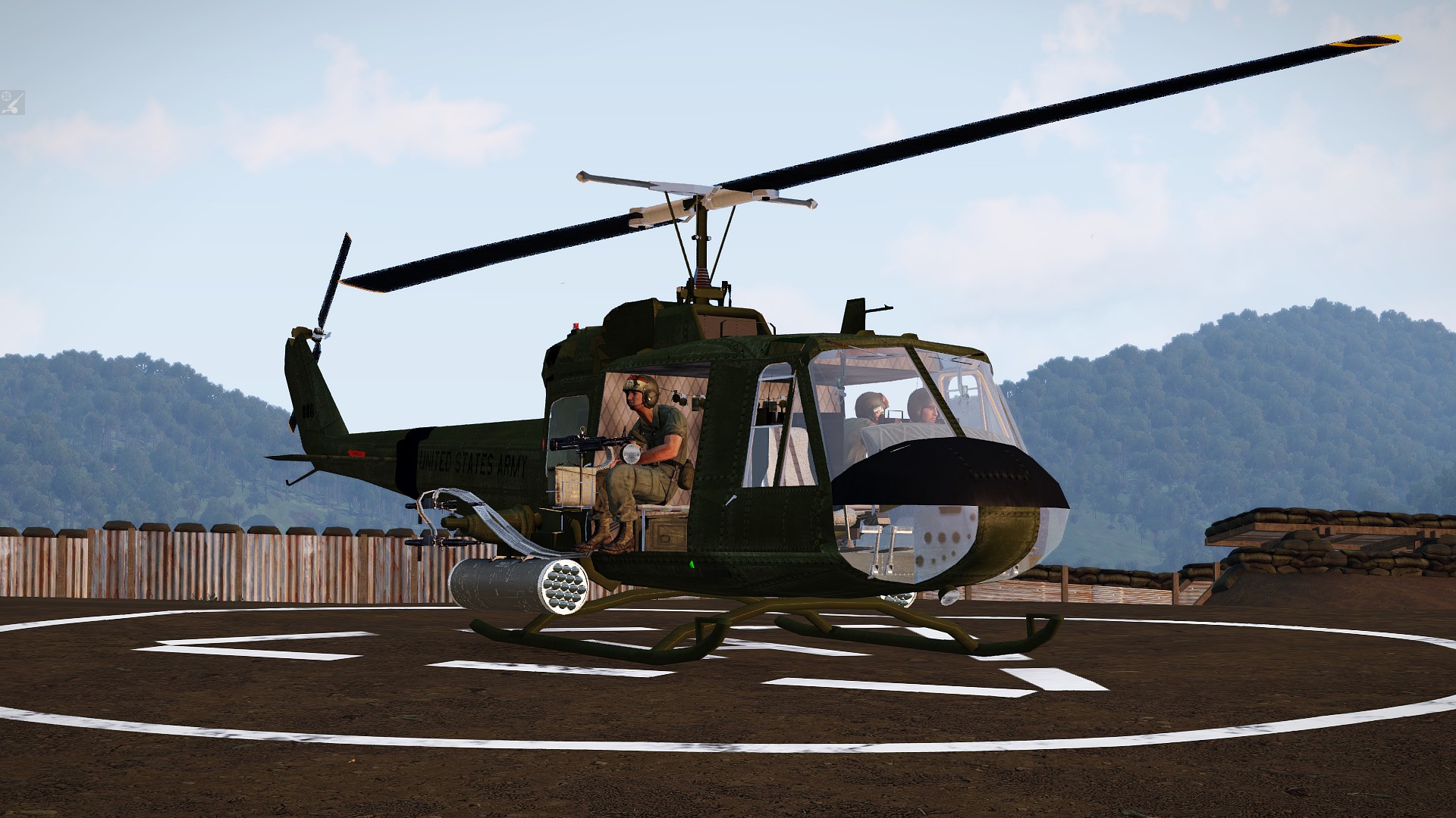 COMBAT ATTACK HELICOPTER UH-1C US 68 'NAM