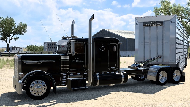 K & D Cattle Co Pizzster and Damo Peterbilt 389
