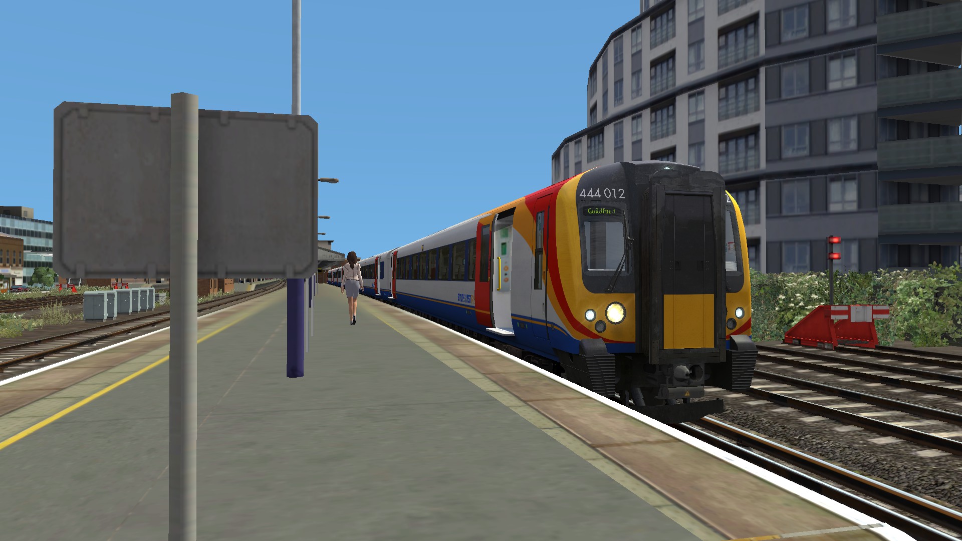 [444] OX3. 2P21 1057 Woking to Guildford / 2P24 1114 Guildford to Woking