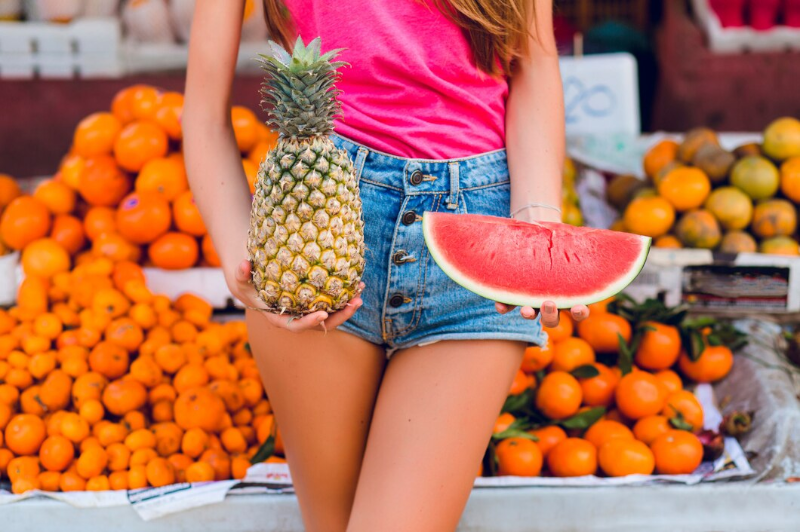 Ananas and Melon