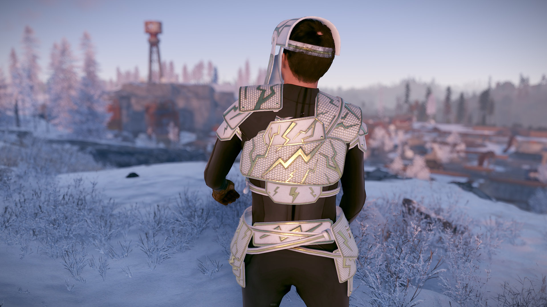 Thundergold Helmet