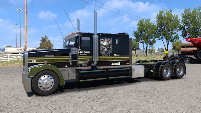 Bad Boyz Trucking Freightliner Classic XL