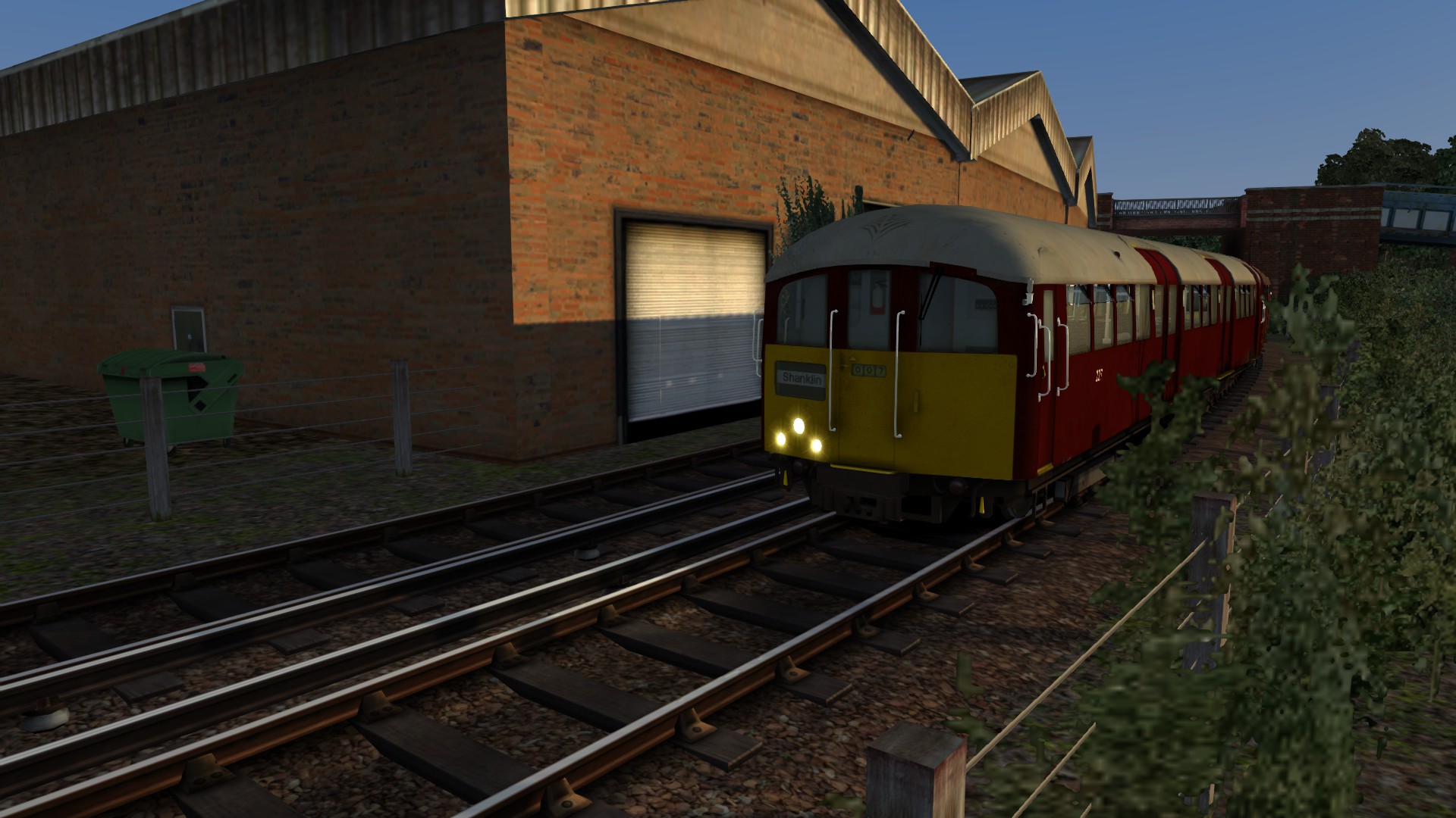 [HS]-Early Morning to the Pier (Class 483)