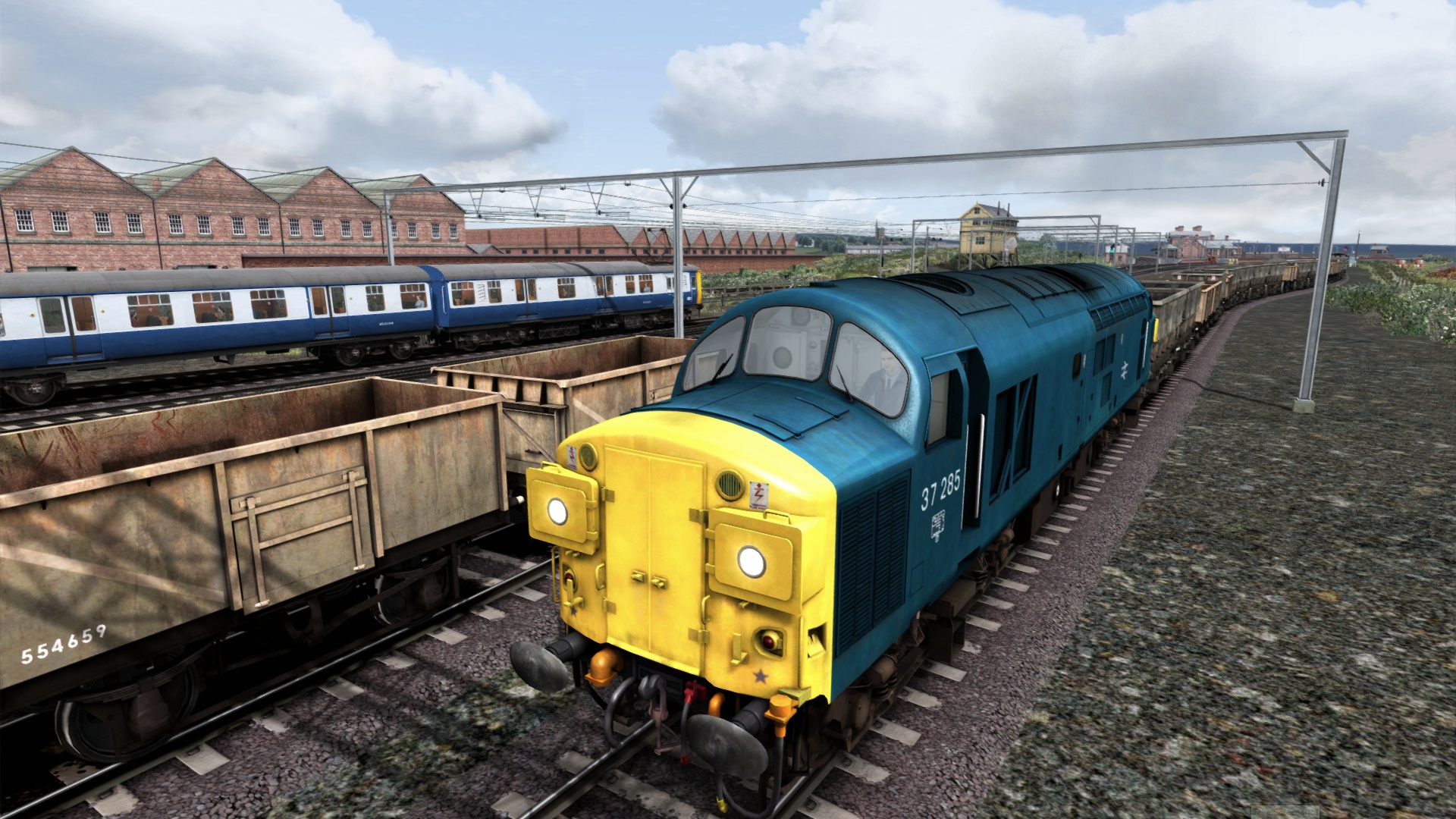 Class 37 Empty Coal Trucks to Rotherwood Sidings