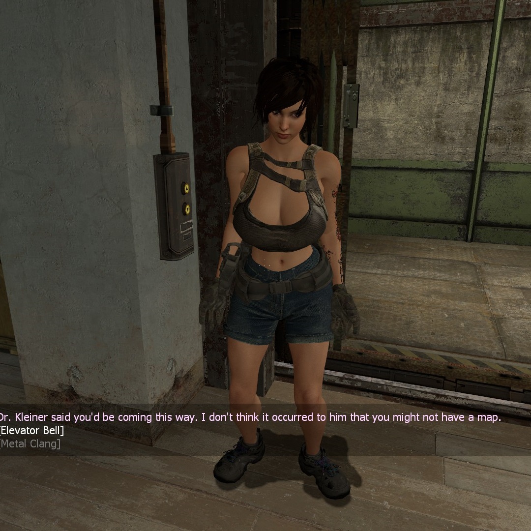 "WARCOM: Zoey Operator" replaces Alyx - short hair and shorts ver