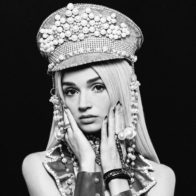 Poppy - Play Destroy ft Grimes
