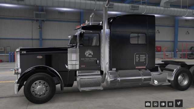 SCS Petrebuilt 389 Bear Track Paint