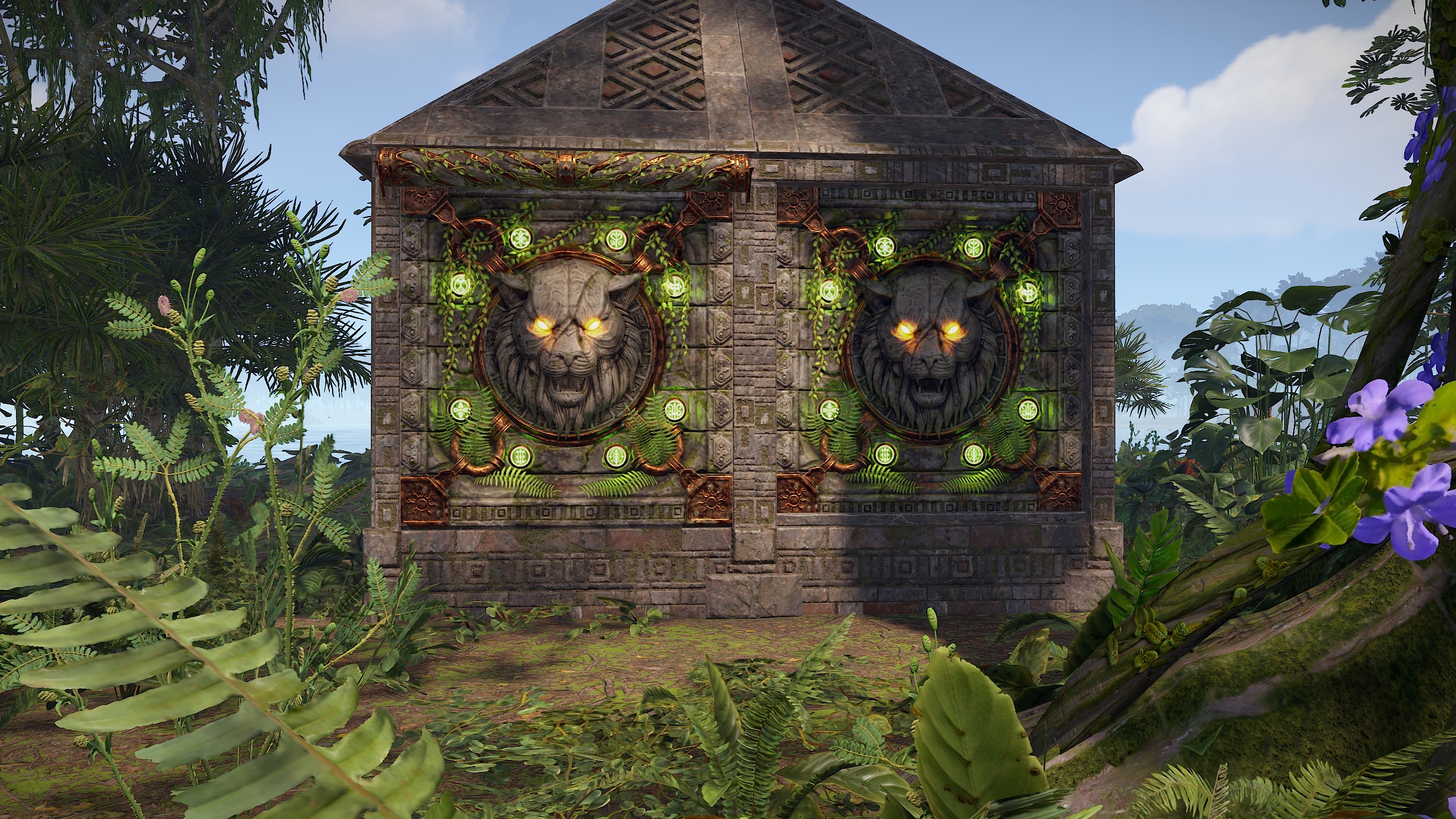 Jungle King Garage Door thumbnail 4