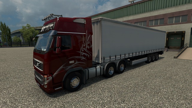 White Trailer Pack