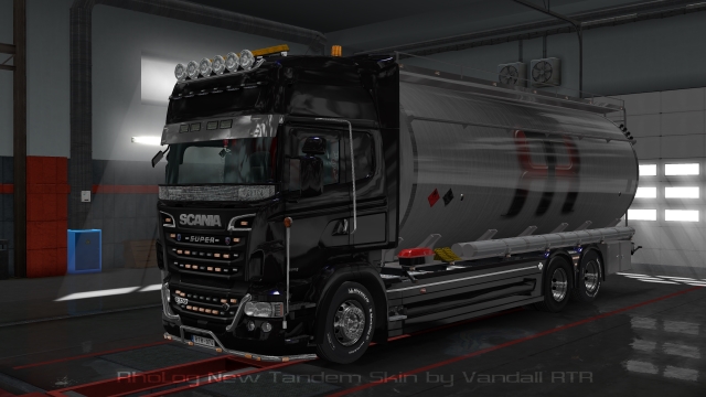Rhodee Logistics v 2 Tandem Skin