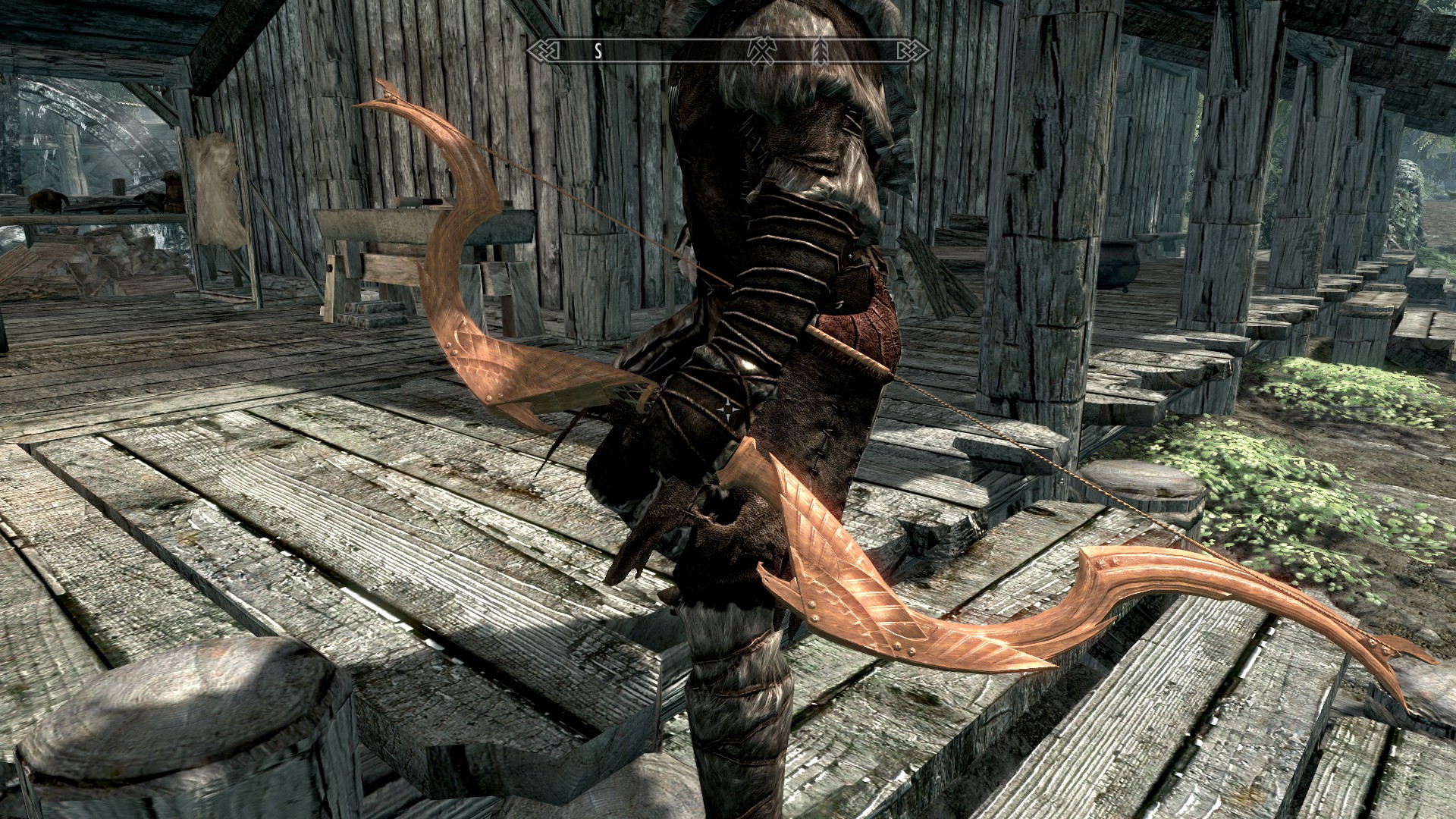 Alawen Elven bow made of wood.