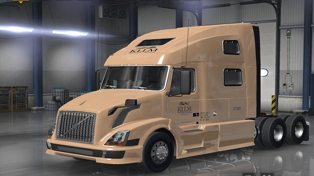 KLLM Transport Service Skin for the Volvo 780