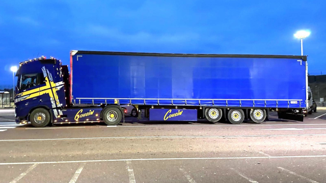Transports Cousin - Schmitz Cargobull Universal 13 M Paint