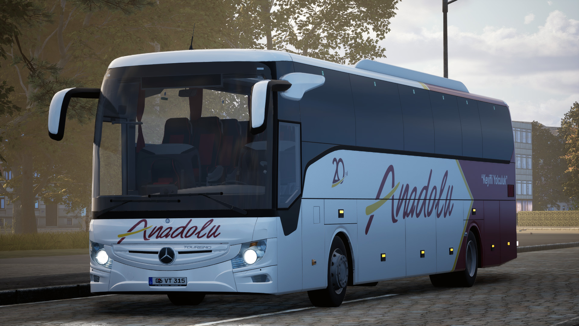 ANADOLU 20. Yıl Tourismo 16 RHD